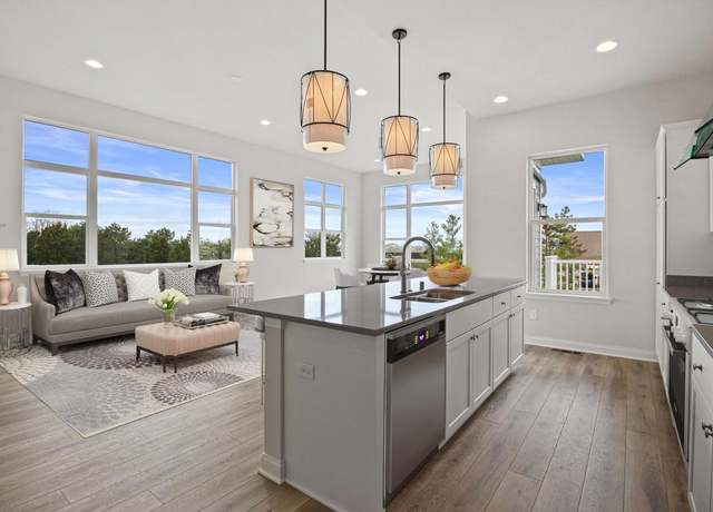 Property at 1430 Tenny Ave #201, Waukesha, WI 53189, 3 beds, 2 baths