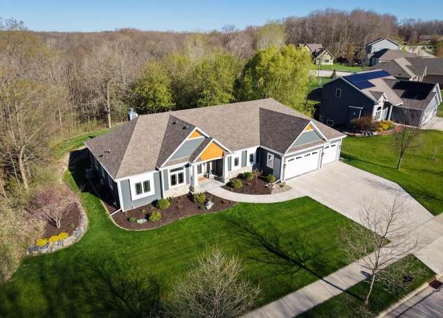 Property at 1414 Hummingbird Ct, West Bend, WI 53090, 4 beds, 2 baths