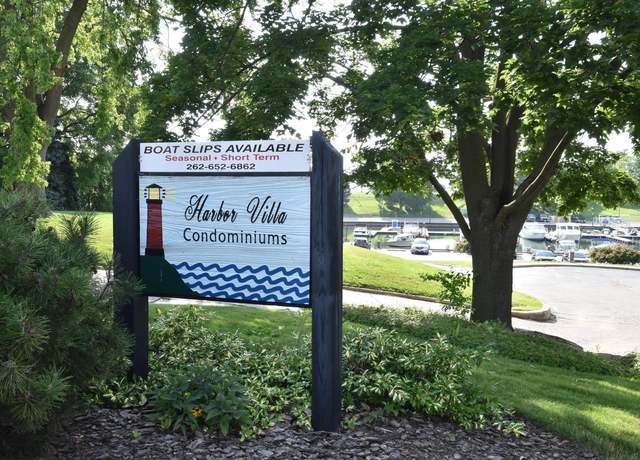 Property at 4809 5th Ave #2, Kenosha, WI 53140, 2 beds, 1.5 baths