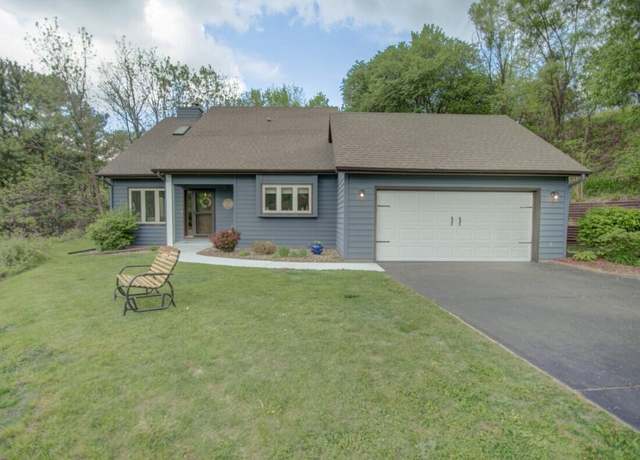 Property at N4918 Clifford Dr, Onalaska, WI 54650, 4 beds, 3 baths
