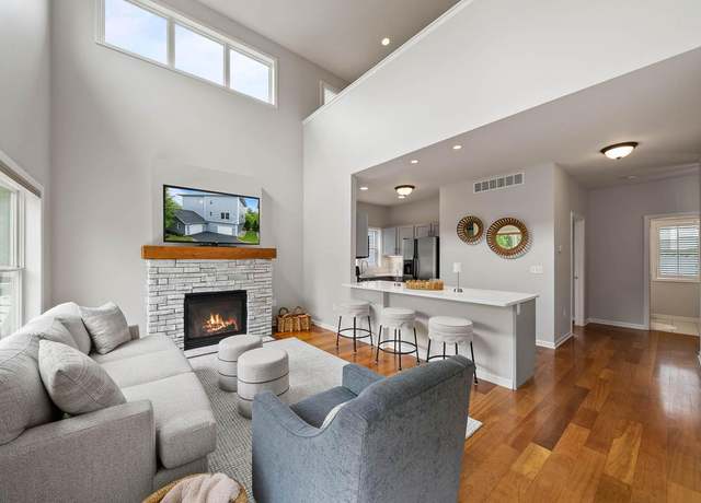 Property at 485 Mill St, Fontana, WI 53125, 2 beds, 2 baths
