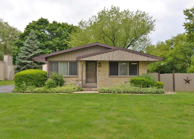 Property at 38 S Emmertsen Rd, Mount Pleasant, WI 53406, 3 beds, 1.5 baths