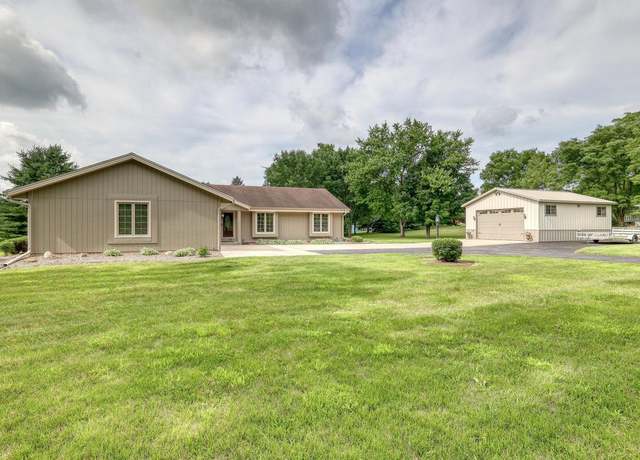 Property at W327S8027 County Road Ee, Mukwonago, WI 53149, 3 beds, 1.5 baths
