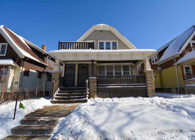 Property at 4036 N 25th St, Milwaukee, WI 53209, 4 beds, 2 baths