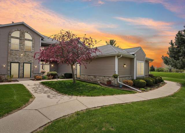 Property at 1046 River Place Blvd #8, Waukesha, WI 53189, 2 beds, 2 baths
