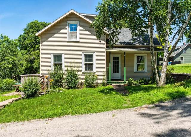 Property at 109 Elm St, Onalaska, WI 54650, 2 beds, 1 bath