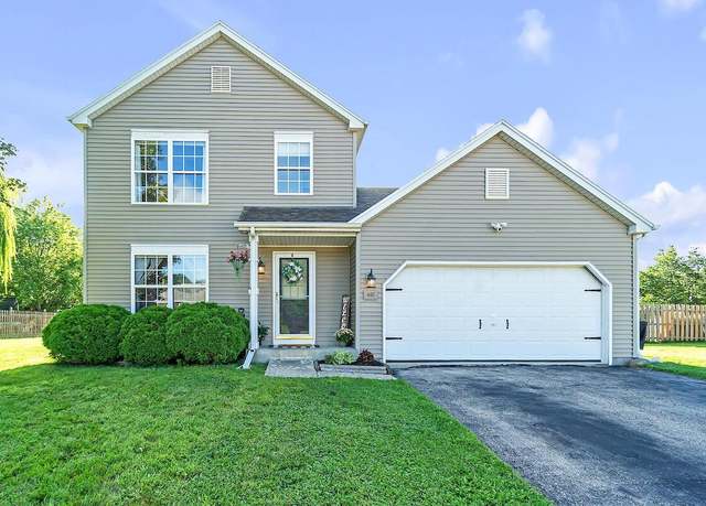 Property at 660 Bluebill Ln, Genoa City, WI 53128, 3 beds, 1.5 baths