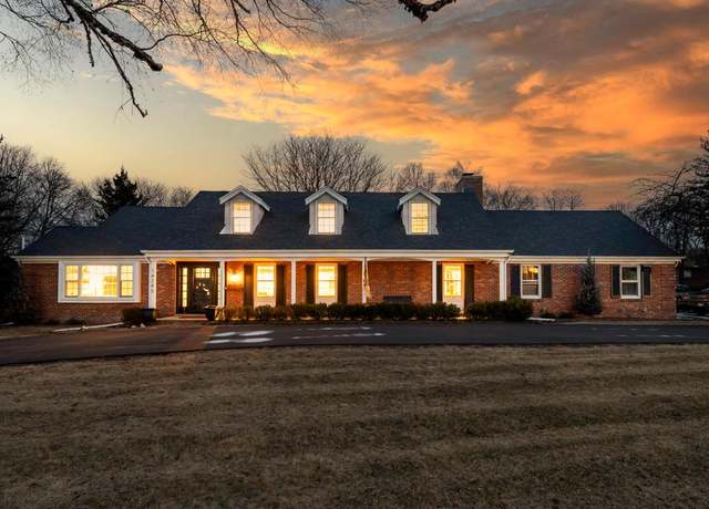 Property at 14245 Heatherwood Ct, Elm Grove, WI 53122, 5 beds, 2.5 baths