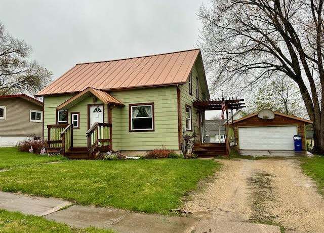 Property at 632 Hillsborough Ave, Hillsboro, WI 54634, 4 beds, 2 baths