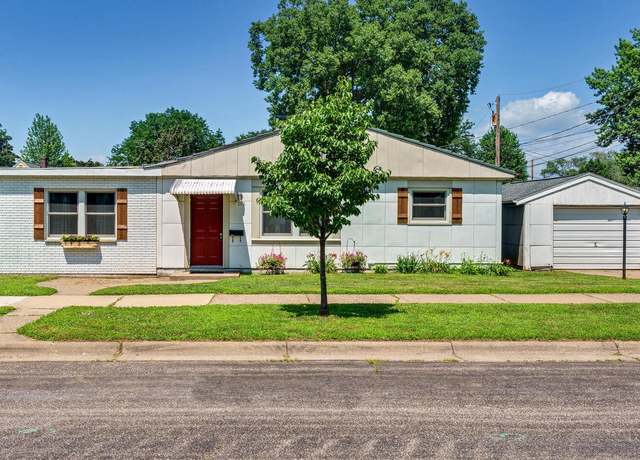 Property at 2011 Park Ave, La Crosse, WI 54601, 2 beds, 1 bath