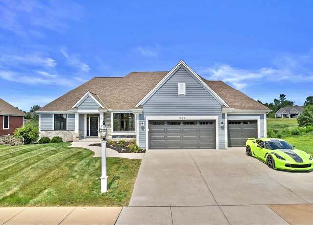 Property at 1424 White Deer Trl, Waukesha, WI 53189, 4 beds, 3.5 baths
