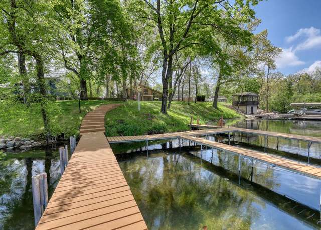 Property at N9219 South Shore Dr, East Troy, WI 53120, 3 beds, 1.5 baths