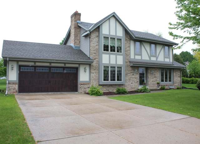 Property at S80W17402 Haven Dr, Muskego, WI 53150, 3 beds, 2.5 baths