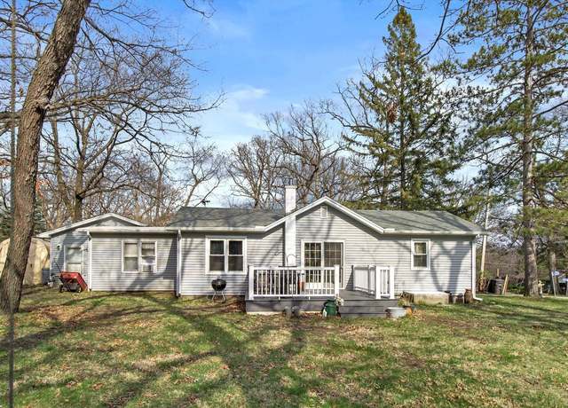 Property at W3724 Washington Dr, Lake Geneva, WI 53147, 2 beds, 1 bath