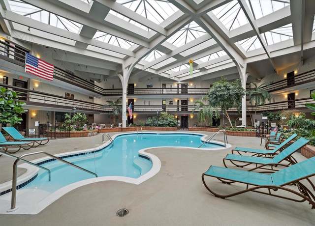Property at 5200 S Tuckaway Blvd #101, Greenfield, WI 53221, 1 bed, 1 bath