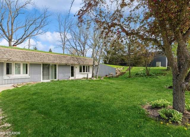 Property at 8009 184th Ave, Bristol, WI 53104, 3 beds, 2 baths