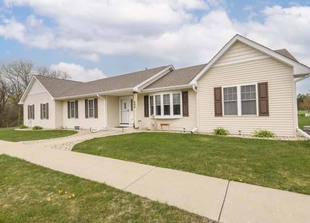 Property at 496 Tributary Ln, Burlington, WI 53105, 4 beds, 3 baths