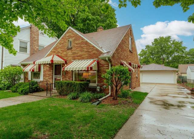 Property at 2114 S 81st St, West Allis, WI 53219, 3 beds, 1.5 baths