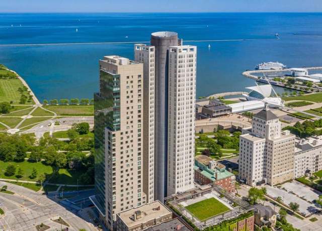 Property at 825 N Prospect Ave #702, Milwaukee, WI 53202, 2 beds, 2.5 baths