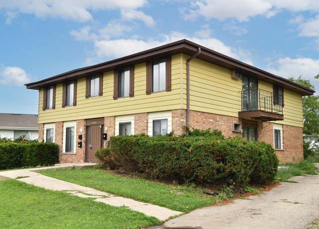 Property at 8545 W Greenbrook Dr, Milwaukee, WI 53224