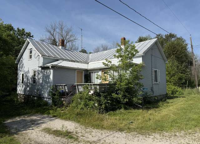 Property at 1613 E County Highway Bb, Kewaunee, WI 54216, 2 beds, 1.5 baths