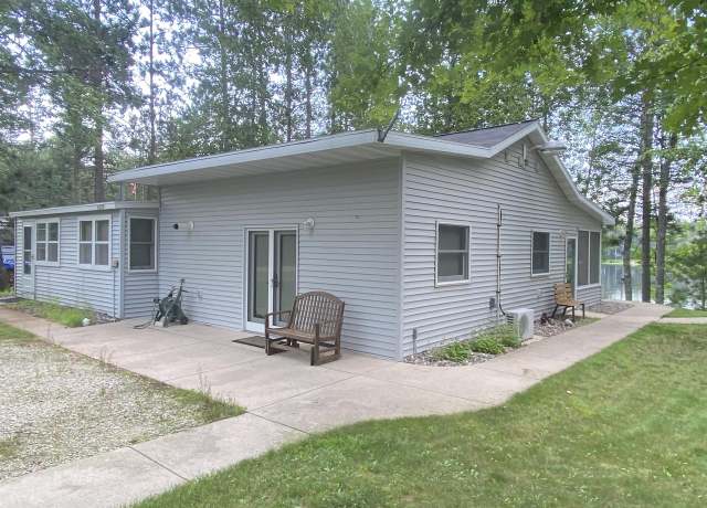 Property at 14035 S Half Moon Lake Rd, Pound, WI 54161, 3 beds, 3 baths