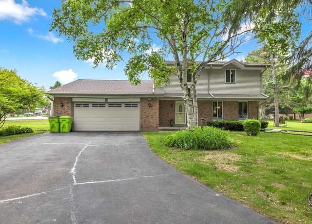 Property at 36741 Beaver Ct, Summit, WI 53066, 4 beds, 1.5 baths