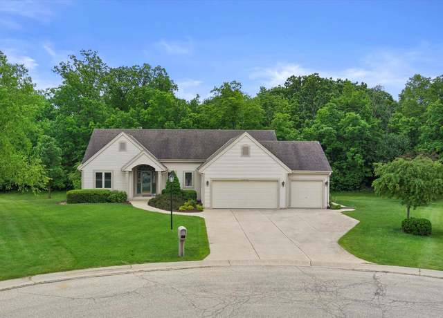 Property at S73W15911 Bur Oak Ct, Muskego, WI 53150, 3 beds, 2 baths