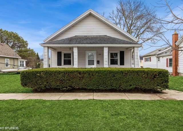 Property at 736 Henry St, Lake Geneva, WI 53147, 2 beds, 1 bath