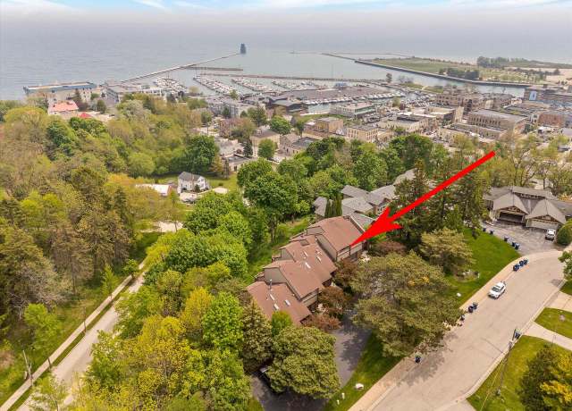 Property at 428 N Wisconsin St, Port Washington, WI 53074, 2 beds, 2.5 baths