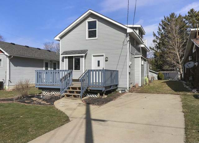Property at 24652 82nd St, Salem, WI 53168, 3 beds, 2 baths