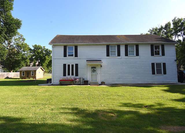 Property at 1519 Center St, Burlington, WI 53105, 4 beds, 2 baths