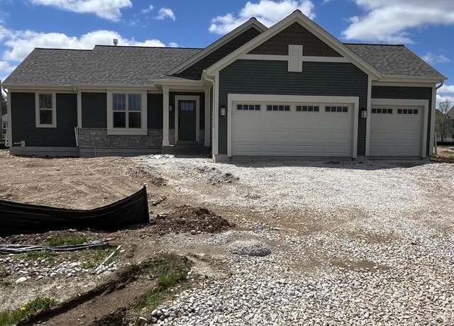 Property at 2707 Mapleton Ave, East Troy, WI 53120, 3 beds, 2 baths
