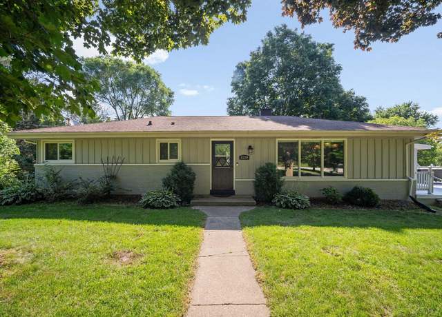 Property at 8220 S 68th St, Franklin, WI 53132, 4 beds, 2.5 baths
