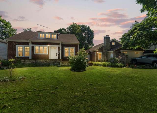 Property at 1213 College Ave, Racine, WI 53403, 3 beds, 2 baths
