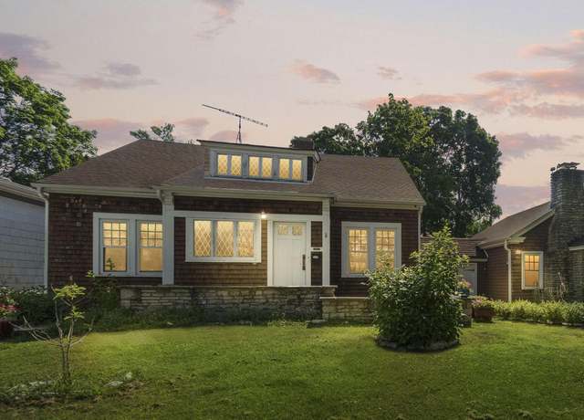 Property at 1213 College Ave, Racine, WI 53403, 3 beds, 2 baths