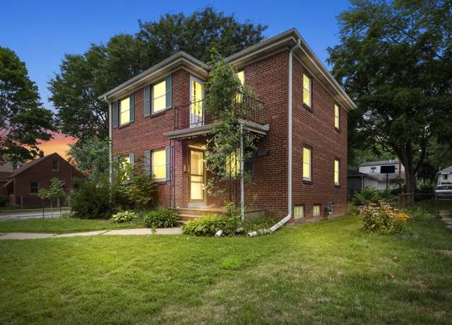 Property at 2777 S 47th St, Milwaukee, WI 53219, 4 beds, 2 baths