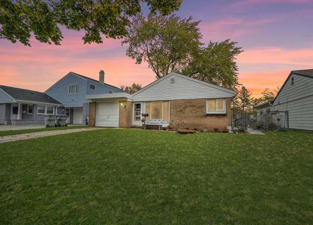 Property at 5628 W Montana St, Milwaukee, WI 53219, 2 beds, 1 bath