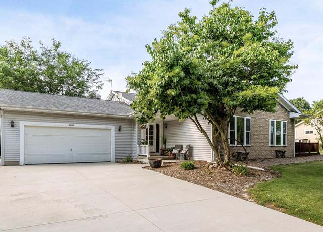 Property at N6769 Woodfield Ln, Lake Mills, WI 53551, 4 beds, 2 baths
