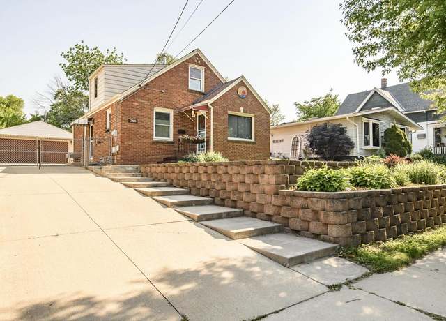Property at 2811 E Denton Ave, Saint Francis, WI 53235, 4 beds, 2 baths