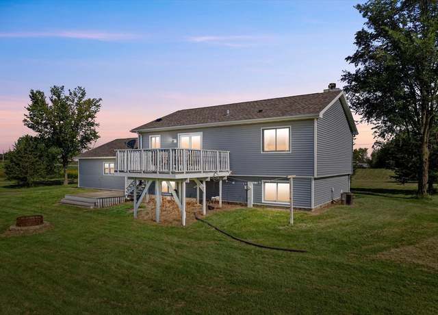 Property at W2723 Us Highway 18, Helenville, WI 53137, 3 beds, 2 baths