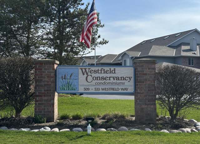 Property at 509 Westfield Way Unit G, Pewaukee, WI 53072, 2 beds, 2 baths