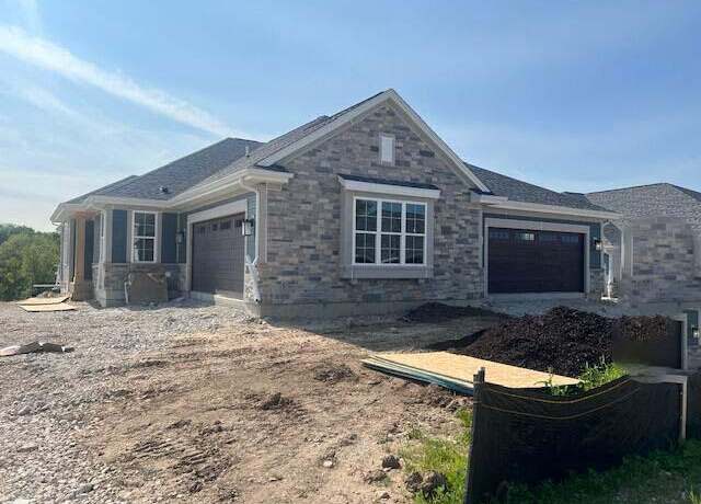 Property at 2106 Bluestem Dr #1301, Waukesha, WI 53189, 2 beds, 2 baths