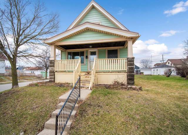 Property at 2153 S 58th St, Milwaukee, WI 53219, 3 beds, 1.5 baths