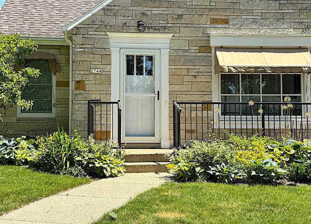 Property at 2744 Lefeber Ave, Wauwatosa, WI 53210, 4 beds, 2 baths