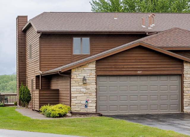 Property at 1017 Lauderdale North, Onalaska, WI 54650, 2 beds, 3 baths