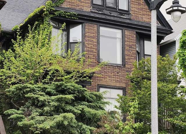 Property at 524 E Glover Ave, Milwaukee, WI 53212, 6 beds, 3 baths