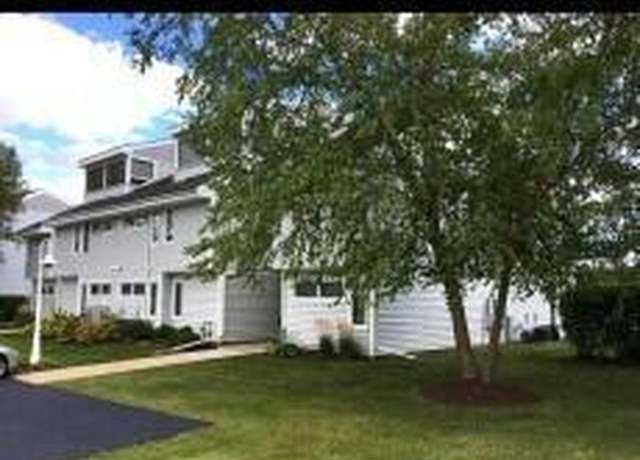 Property at 1470 S Delavan Club Dr #6, Delavan, WI 53115, 3 beds, 3 baths