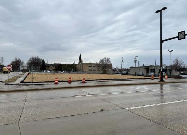 Property at 3920 75th St, Kenosha, WI 53142