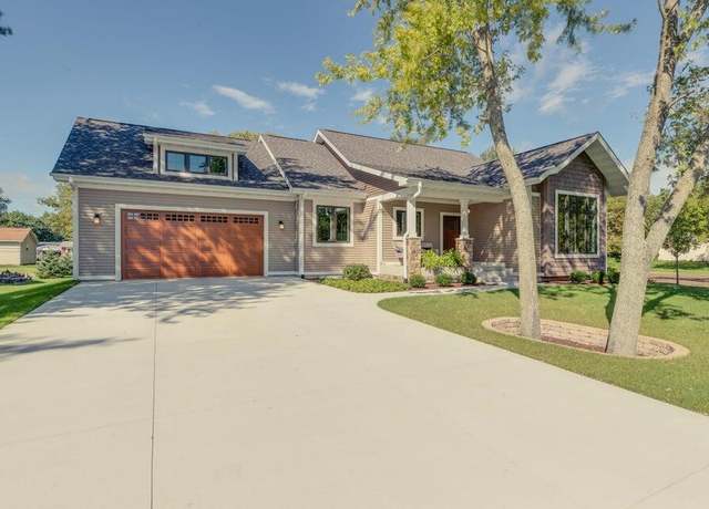 Property at 8026 107th Ave, Pleasant Prairie, WI 53158, 2 beds, 2 baths
